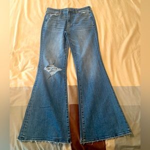 American Eagle-Woman flare jeans, size 8.